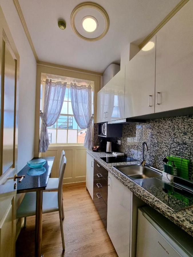 Carreira Apartments Harbour View Free Parking In Heart Funchal 外观 照片